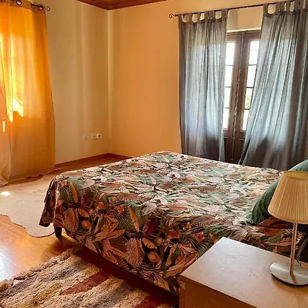 Casa Da Pedra *